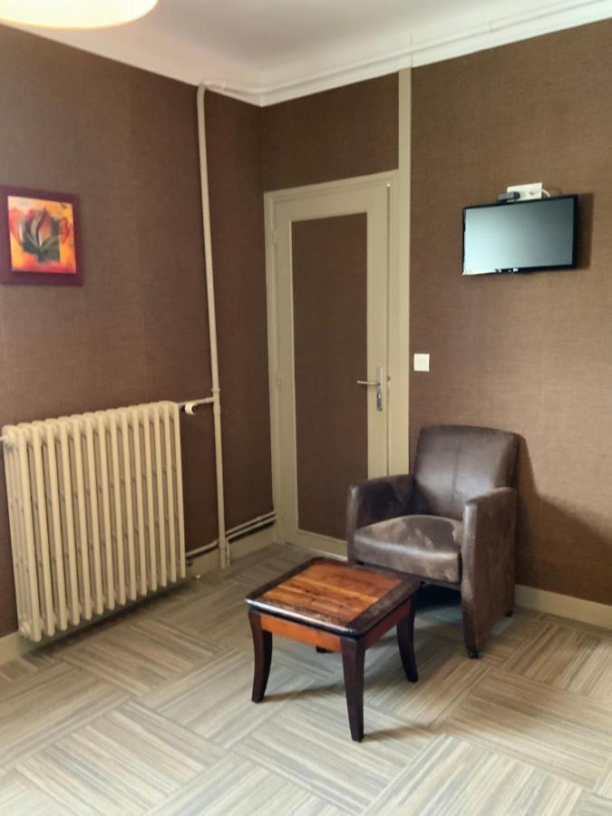 Les 3 Rois By Yy Hotel Villers-Bocage  Luaran gambar