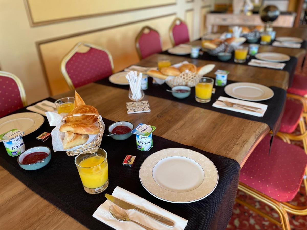 Les 3 Rois By Yy Hotel Villers-Bocage  Luaran gambar