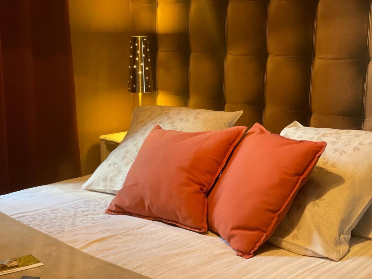 Les 3 Rois By Yy Hotel Villers-Bocage  Luaran gambar
