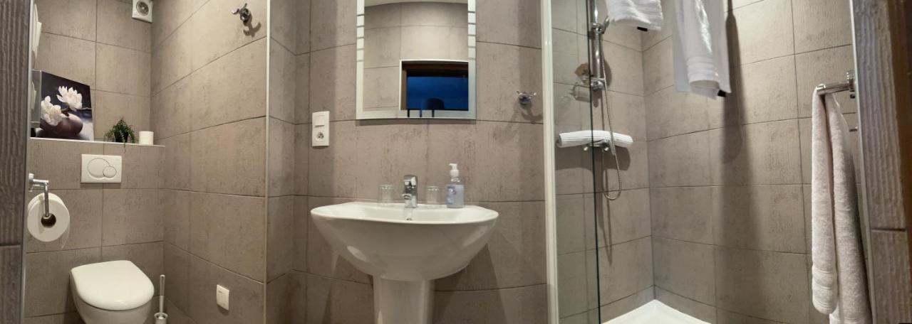 Les 3 Rois By Yy Hotel Villers-Bocage  Luaran gambar